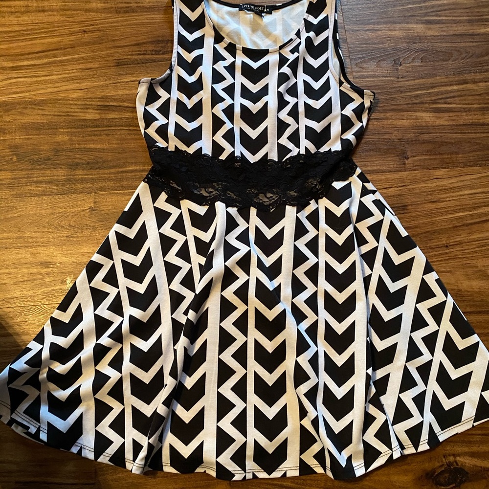 Short dress